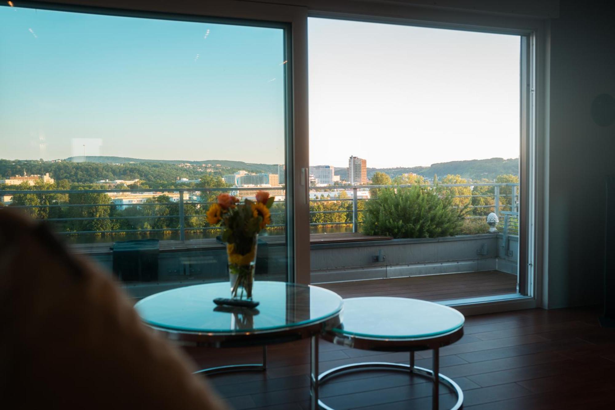 Penthouse Wohnung Mit Schoenem Moselblick In Metternich Koblenz  Kültér fotó