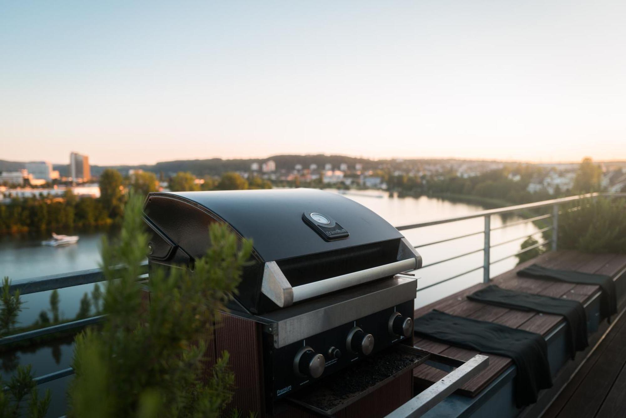 Penthouse Wohnung Mit Schoenem Moselblick In Metternich Koblenz  Kültér fotó